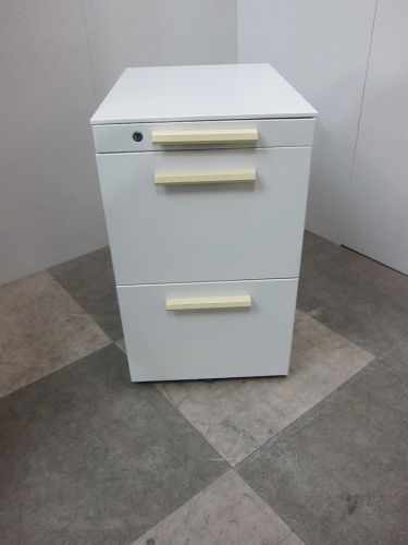 クロガネインサイドワゴン 商品画像2