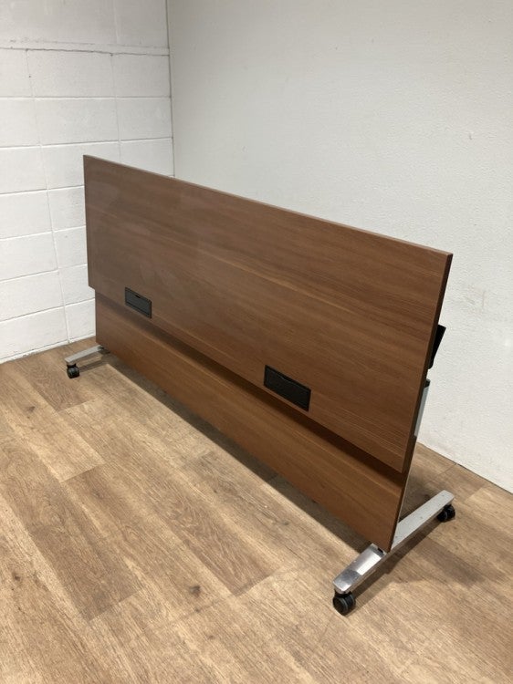 ウチダ（内田洋行）MOTIFシリーズ 1800サイドスタックテーブル 商品画像2