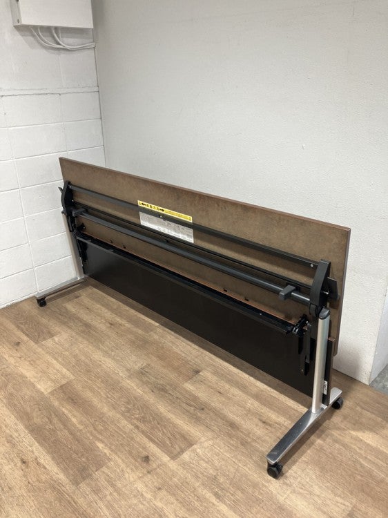 ウチダ（内田洋行）MOTIFシリーズ 2100サイドスタックテーブル 商品画像3