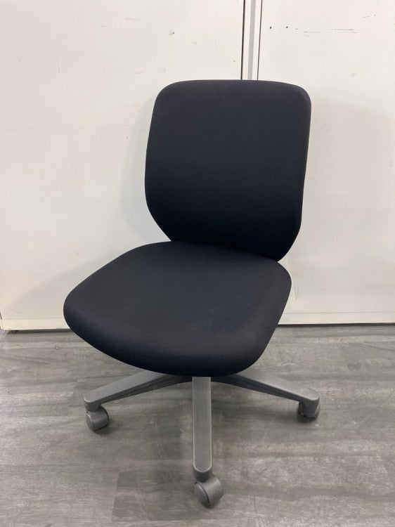 コクヨセディスタ(SEDISTA)チェア セディスタチェア 商品画像1