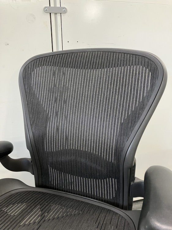 HermanMiller（ハーマンミラー）アーロンチェア 固定肘付アーロンチェア 商品画像3