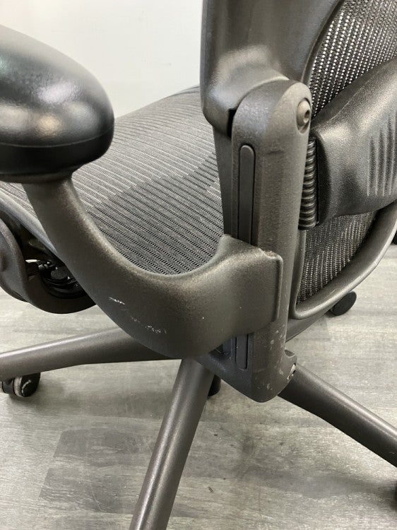 HermanMiller（ハーマンミラー）アーロンチェア 固定肘付アーロンチェア 商品画像8