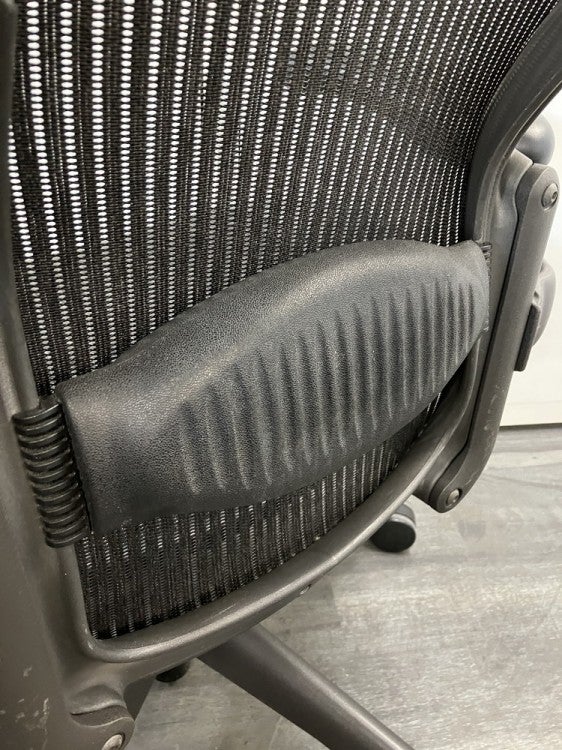 HermanMiller（ハーマンミラー）アーロンチェア 固定肘付アーロンチェア 商品画像10