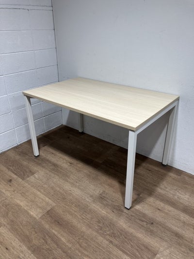 ウチダ（内田洋行）notio(ノティオ)シリーズ ミーティングテーブル 商品画像1