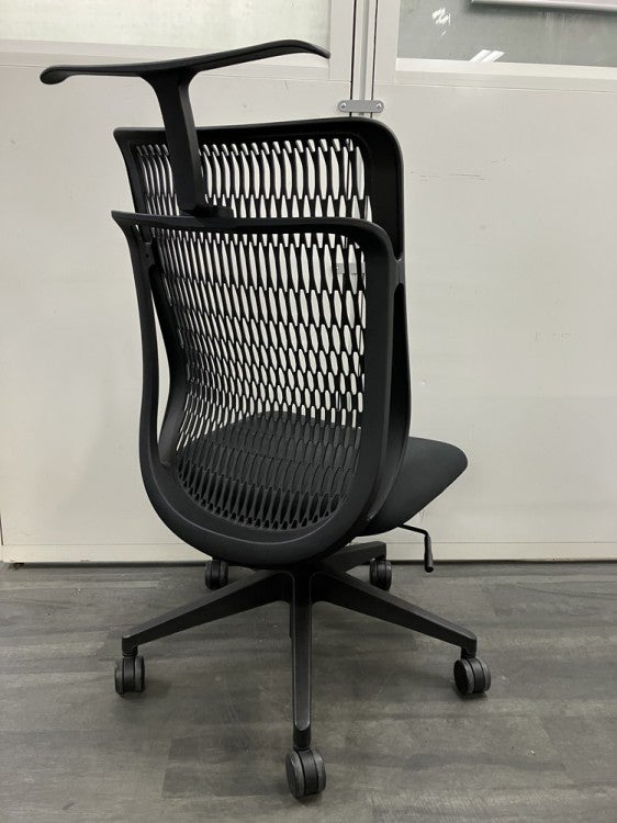 ウチダ（内田洋行）AJチェア 商品画像2