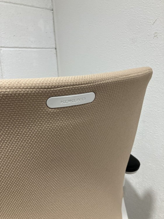 コクヨ可動肘付ミトラ2チェア 商品画像8