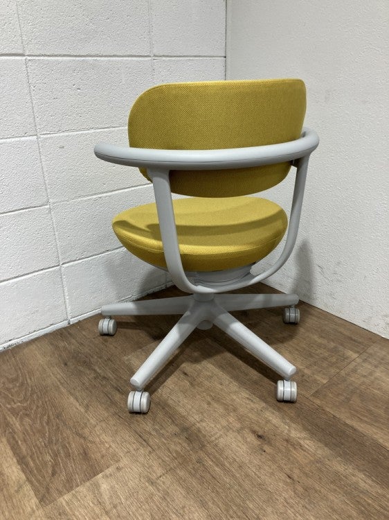 コクヨパロチェア 商品画像2