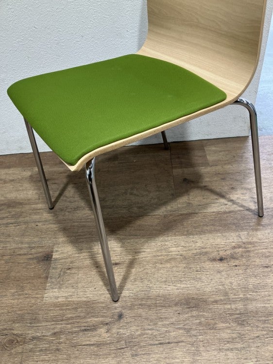 ウチダ（内田洋行）スタッキングチェア4脚セット 商品画像6