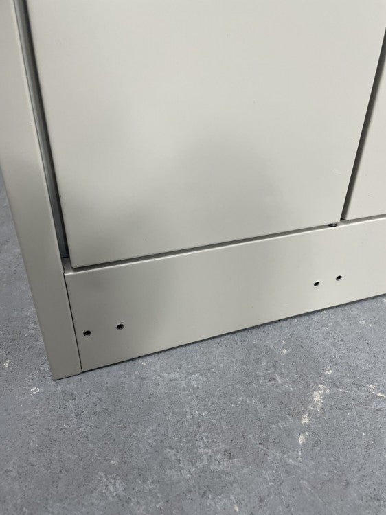 オカムラFZタイプシリーズ 8人用ロッカー2台セット 商品画像11