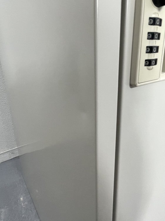 オカムラFZタイプシリーズ 8人用ロッカー2台セット 商品画像16