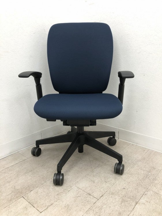 イトーキfulgo(フルゴ)チェア 可動肘付フルゴチェア 商品画像2