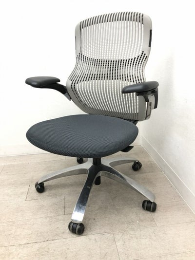 Knoll（ノール）Generation(ジェネレーション)チェア 可動肘付ジェネレーションチェア 商品画像1