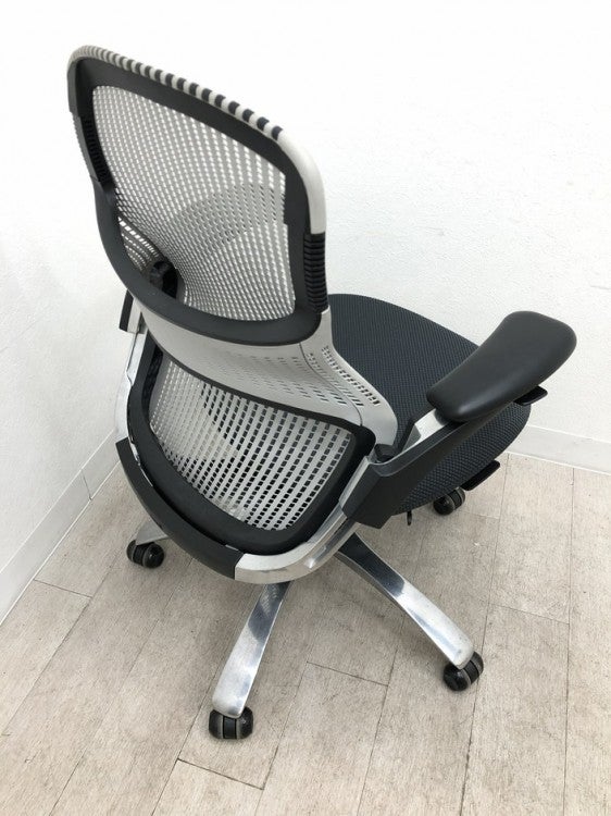 Knoll（ノール）Generation(ジェネレーション)チェア 可動肘付ジェネレーションチェア 商品画像12