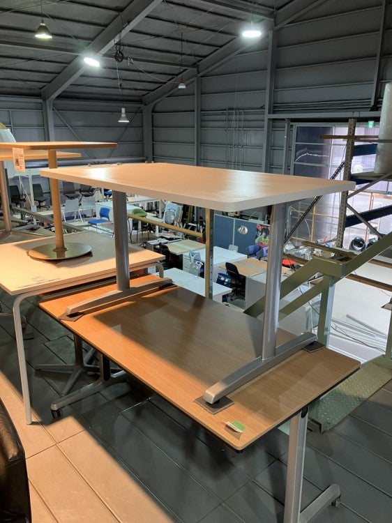 オカムラ8177シリーズ 1200ミーティングテーブル 商品画像2