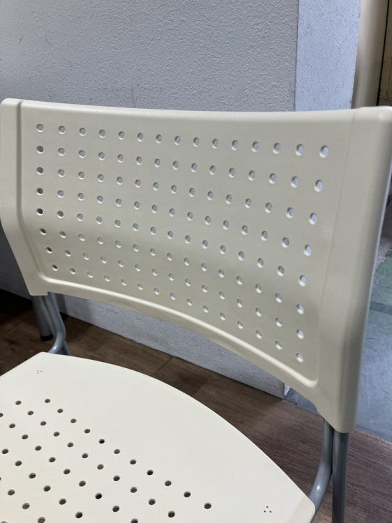 アイリスチトセLTS(ライタス)シリーズ スタッキングチェア 商品画像5