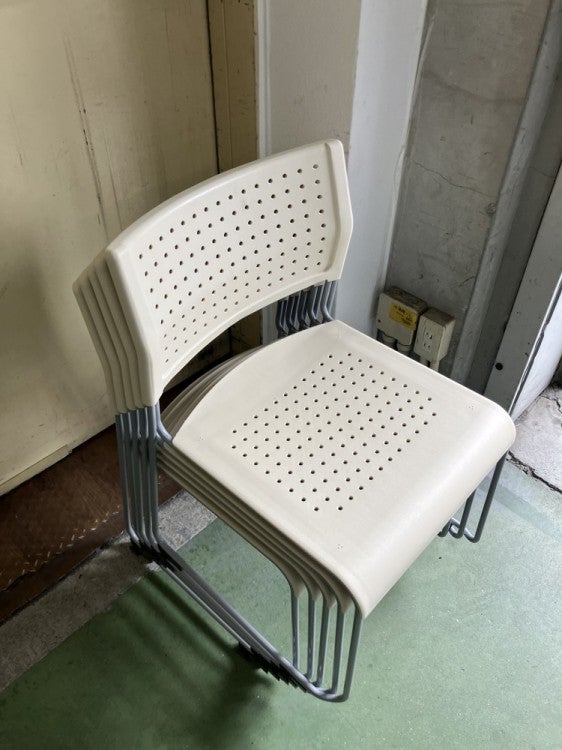アイリスチトセLTS(ライタス)シリーズ スタッキングチェア 商品画像7