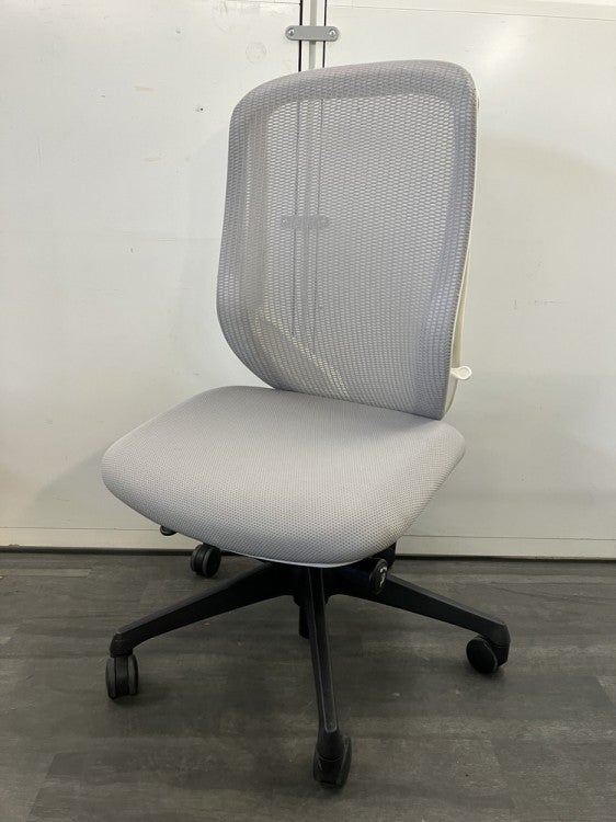 オカムラSylphy(シルフィー)チェア シルフィーチェア 商品画像1