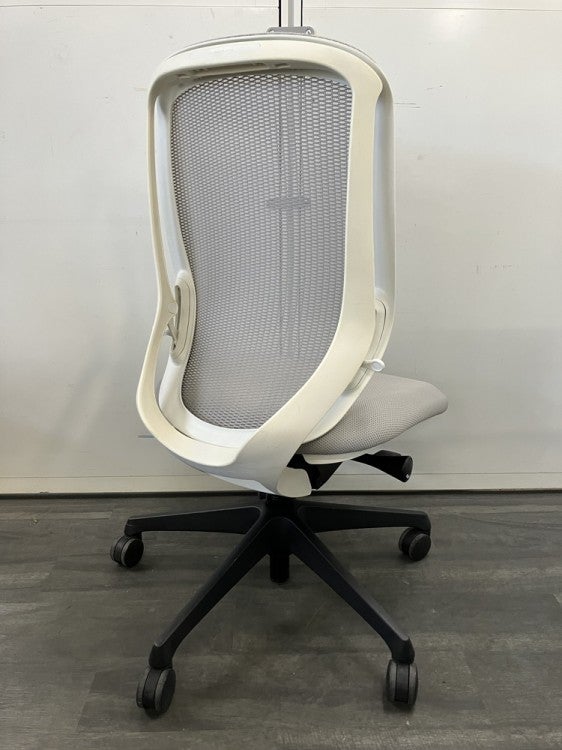 オカムラSylphy(シルフィー)チェア シルフィーチェア 商品画像2