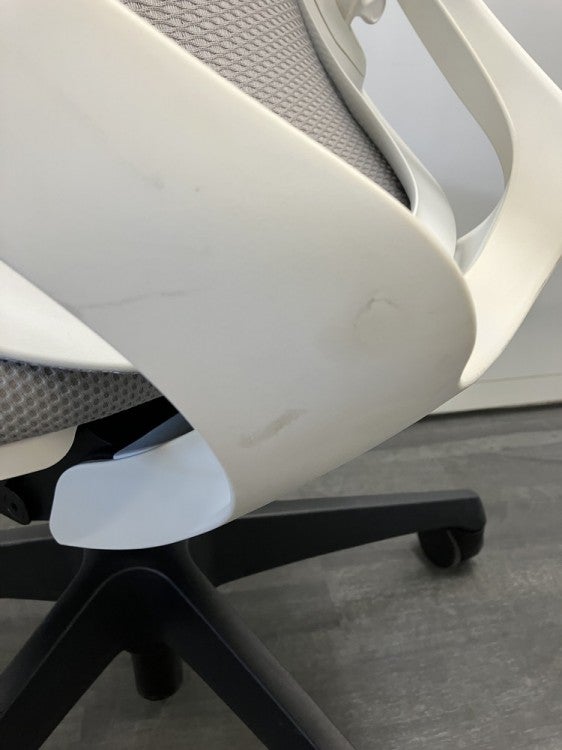 オカムラSylphy(シルフィー)チェア シルフィーチェア 商品画像12