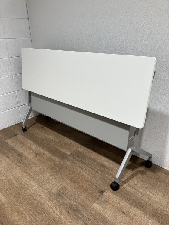 コクヨLeafline(リーフライン)シリーズ 平行スタックテーブル 商品画像8