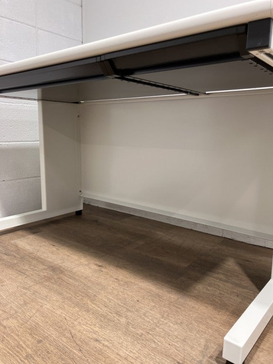 プラスフラットラインシリーズ 1200平デスク 商品画像4