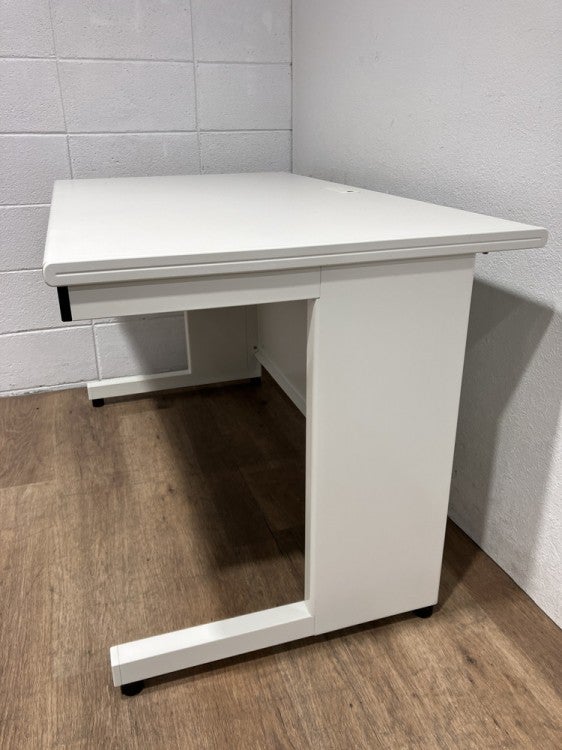 プラスフラットラインシリーズ 1200平デスク 商品画像6