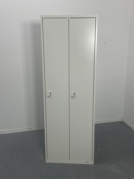 オカムラVILLAGE(ビラージュ)シリーズ 2人用ロッカー 商品画像2