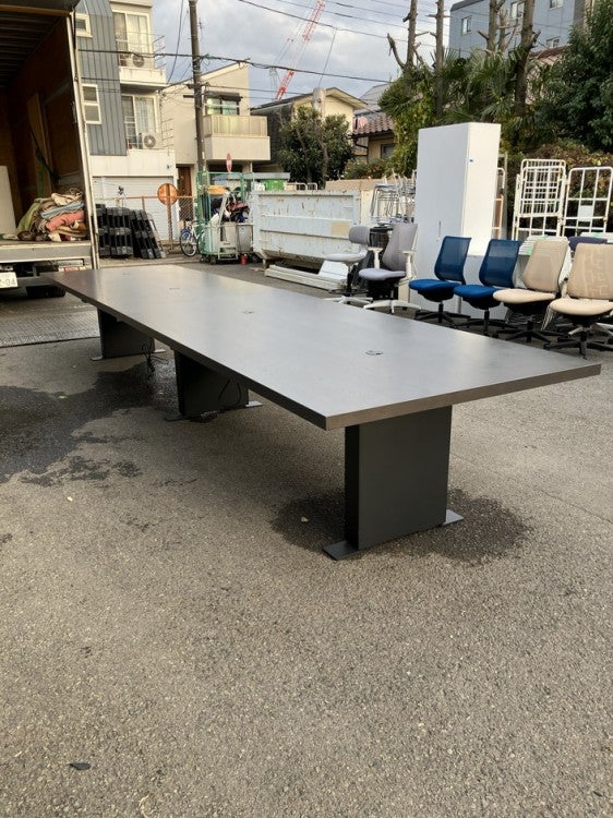 イトーキプレゼンスシリーズ 4800ミーティングテーブル 商品画像1