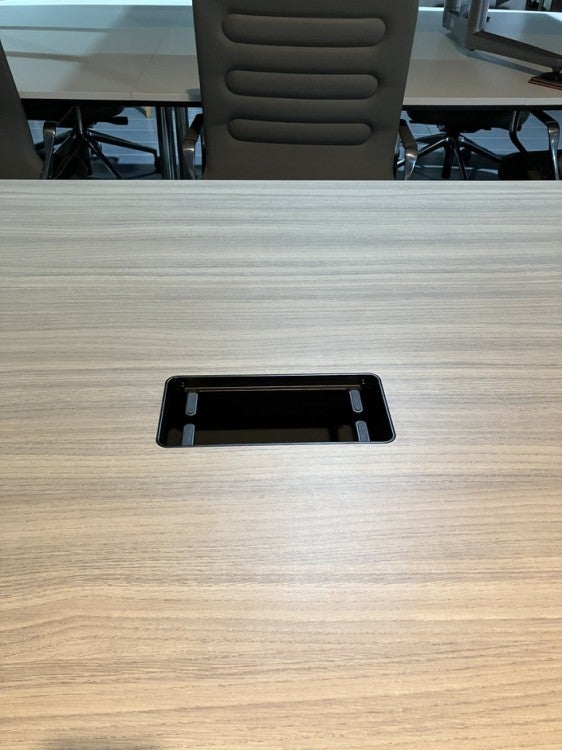 イトーキDZシリーズ 3600ミーティングテーブル 商品画像9