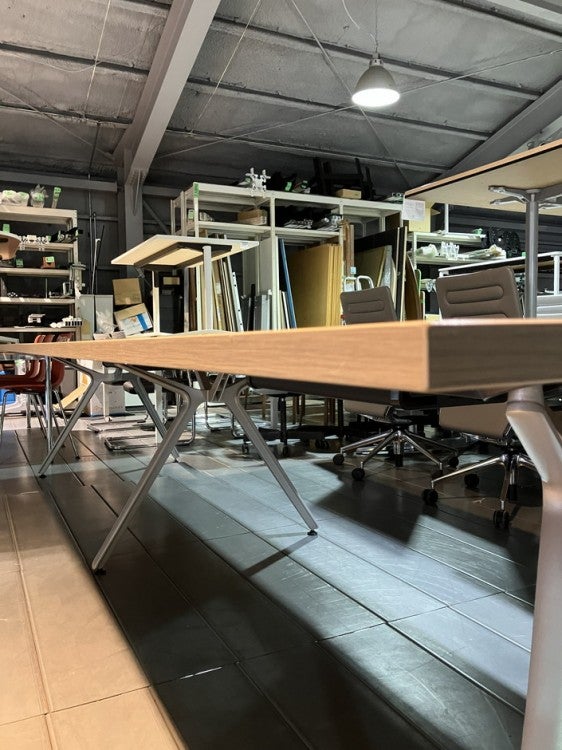 イトーキDZシリーズ 3600ミーティングテーブル 商品画像12