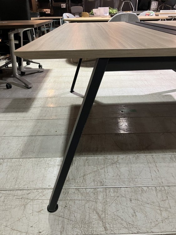 イトーキアフィーノシリーズ 1600フリーアドレスデスク 商品画像10