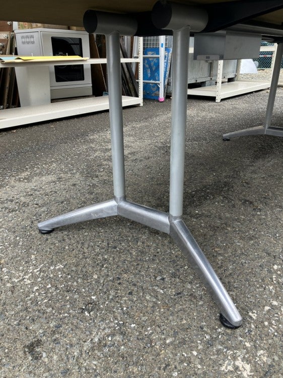 ウチダ（内田洋行）ST-5200Nシリーズ 3600ミーティングテーブル 商品画像10