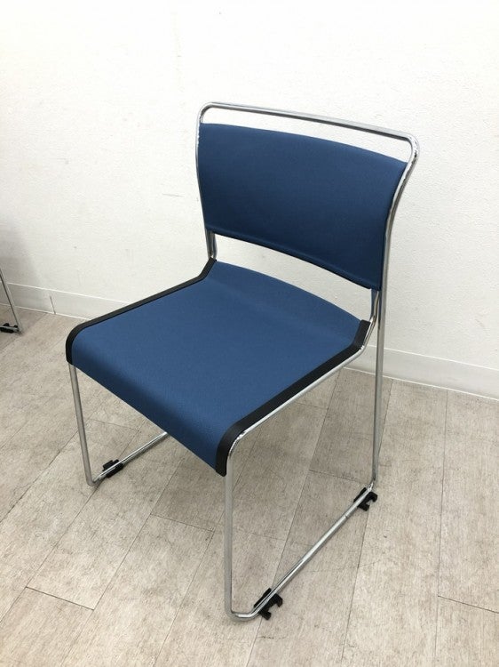 イトーキLuvek(ルベック)シリーズ スタッキングチェア4脚セット 商品画像4