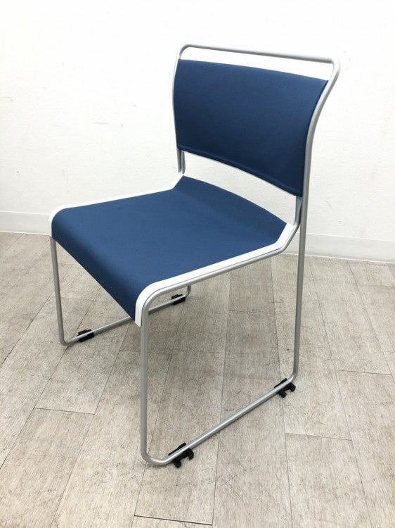 イトーキLuvek(ルベック)シリーズ スタッキングチェア4脚セット 商品画像12