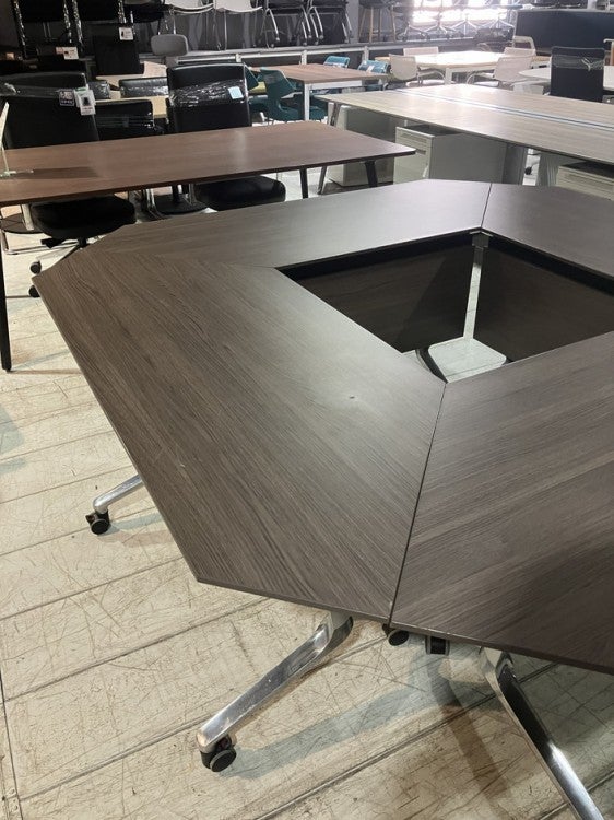 コクヨコンフェスト（CONFEST）シリーズ  サイドスタックテーブル4台セット 商品画像3