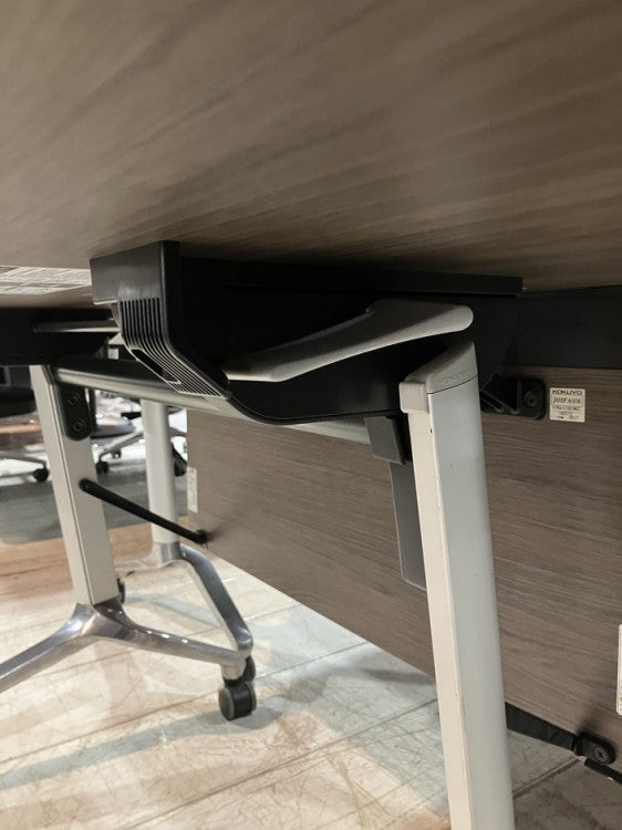 コクヨコンフェスト（CONFEST）シリーズ  サイドスタックテーブル4台セット 商品画像7