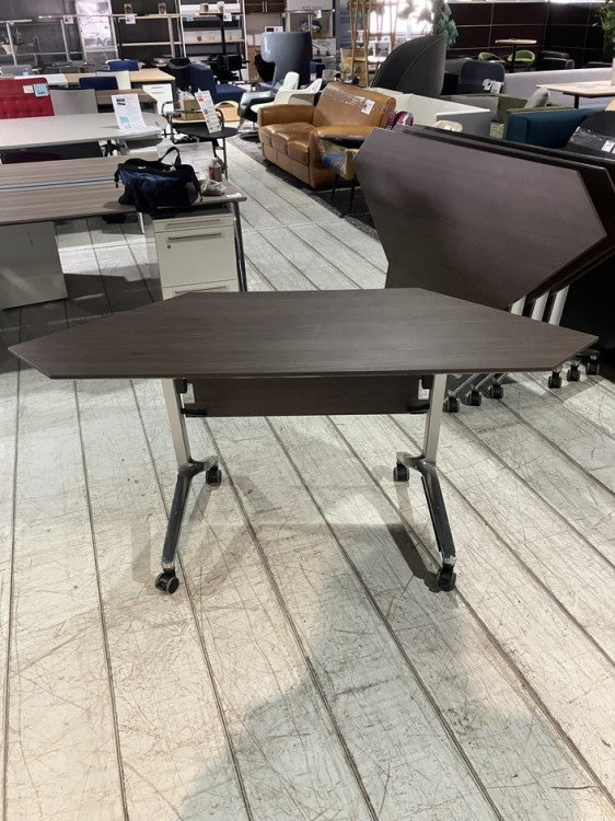 コクヨコンフェスト（CONFEST）シリーズ  サイドスタックテーブル4台セット 商品画像12