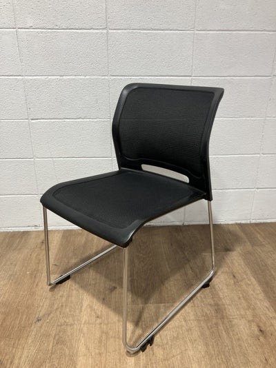 コクヨカラベル（Caravel）シリーズ スタッキングチェア 商品画像1