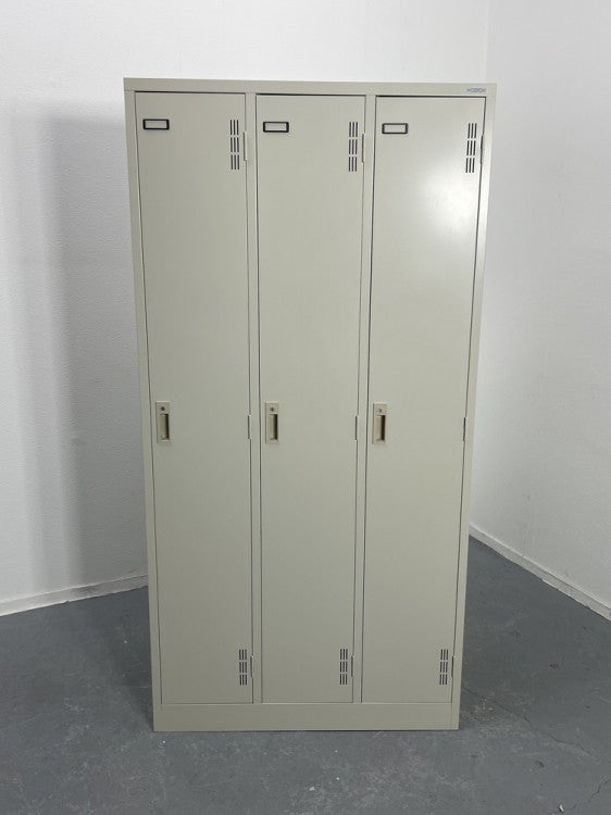 ライオンSタイプシリーズ 3人用ロッカー 商品画像2