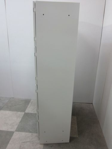 イトーキeSキャビネット(エスキャビネット)シリーズ テンキー式8人用パーソナルロッカー 商品画像3