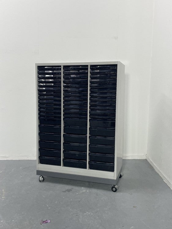 ウチダ（内田洋行）クリアトレーキャビネット 商品画像1