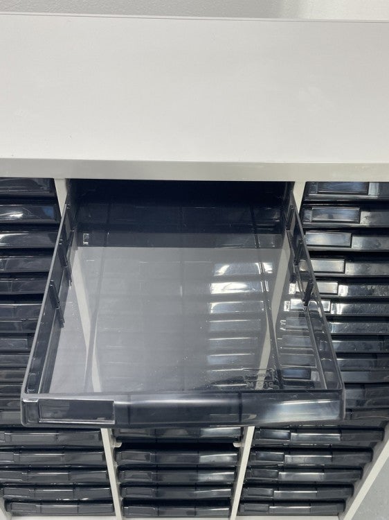 ウチダ（内田洋行）クリアトレーキャビネット 商品画像5