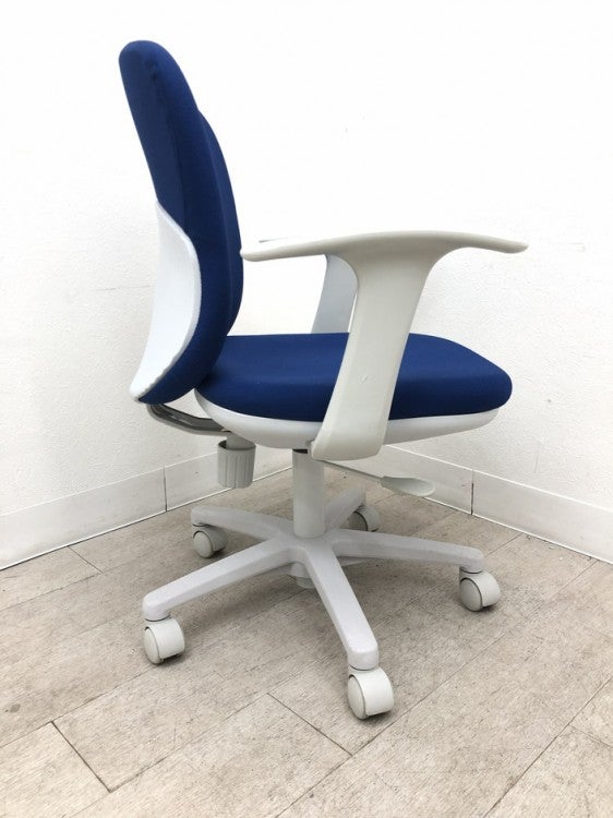 クロガネ固定肘付SVチェア 商品画像5