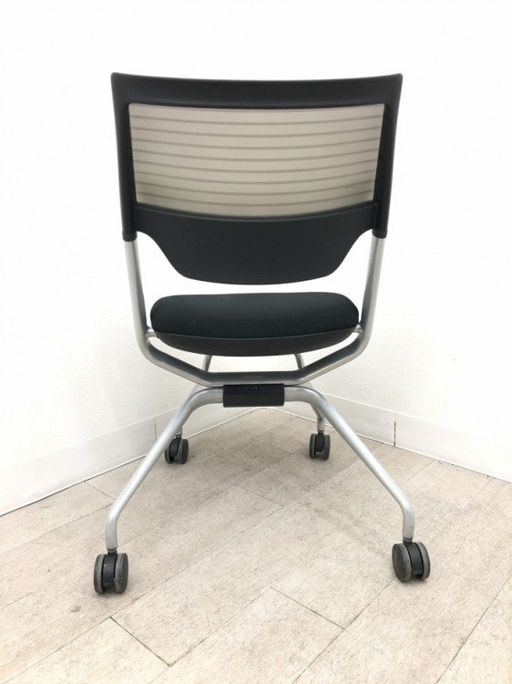 イトーキレクシブシリーズ ネスティングチェア 商品画像4