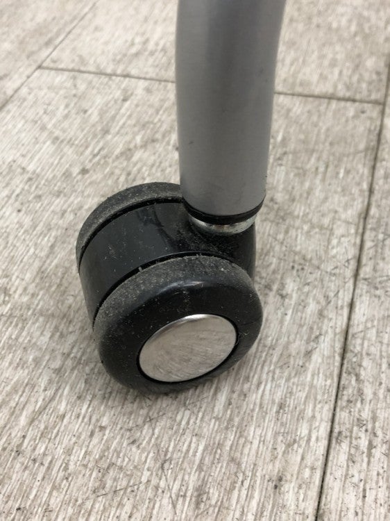 オカムラプロスタックシリーズ ネスティングチェア 商品画像11