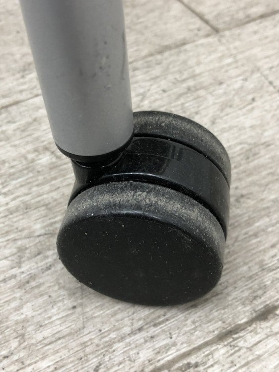 オカムラRuna(ルナ)シリーズ ネスティングチェア 商品画像10