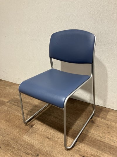 アイリスチトセLTS(ライタス)シリーズ スタッキングチェア 商品画像1