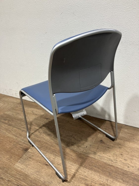 アイリスチトセLTS(ライタス)シリーズ スタッキングチェア 商品画像3