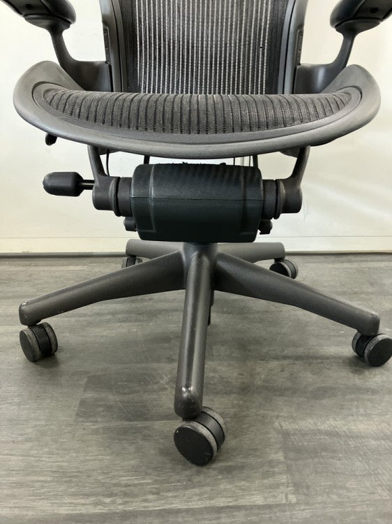 HermanMiller（ハーマンミラー）アーロンチェア 固定肘付アーロンチェア 商品画像12