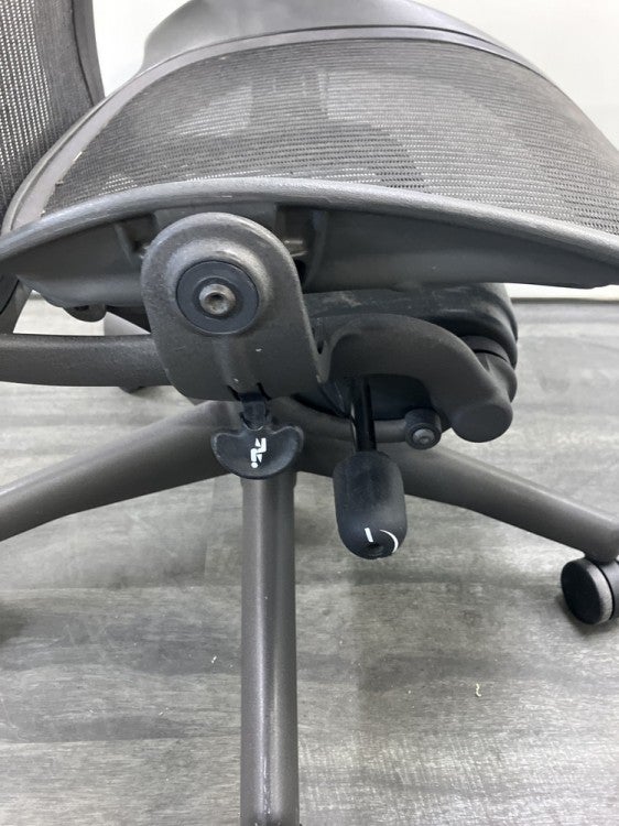 HermanMiller（ハーマンミラー）アーロンチェア 商品画像6